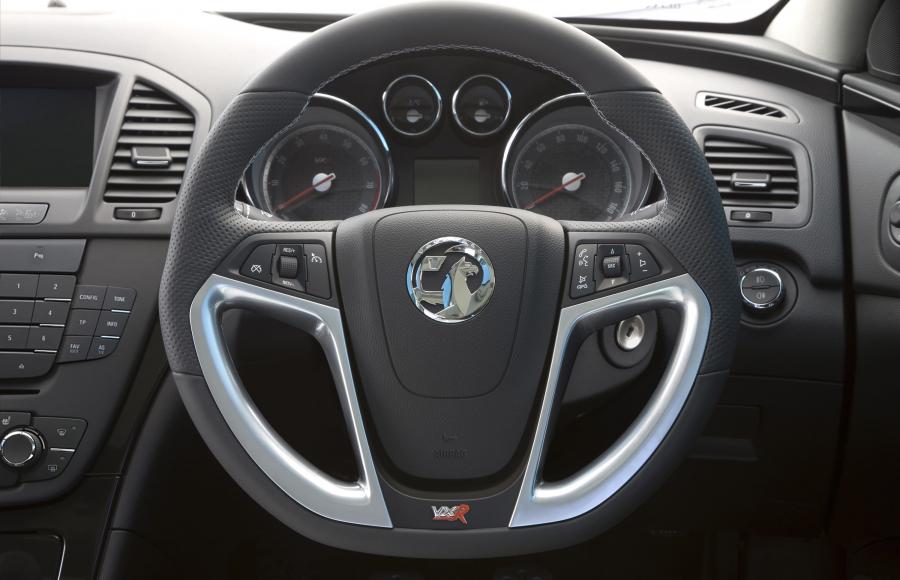  Vauxhall Insignia VXR 2009 года  (фото 2 из 7)